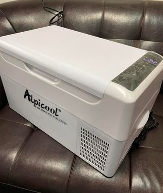 Автохолодильник компресорний Alpicool C22AP